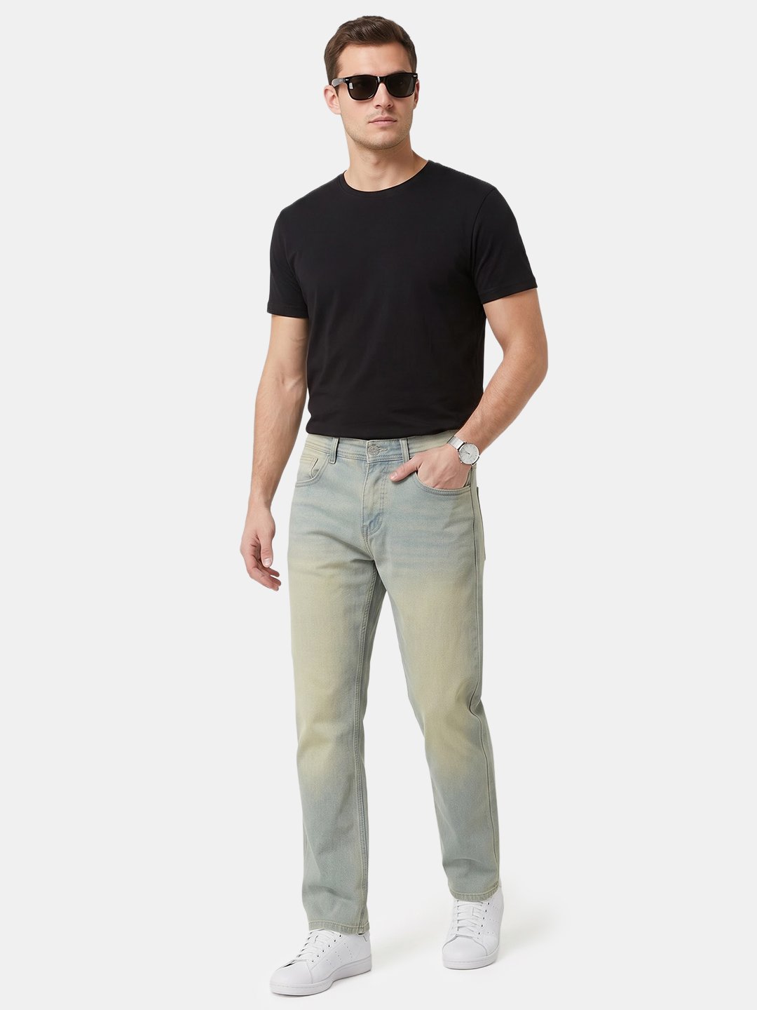 Men's Light Wash Straight Fit Jeans - Image 9